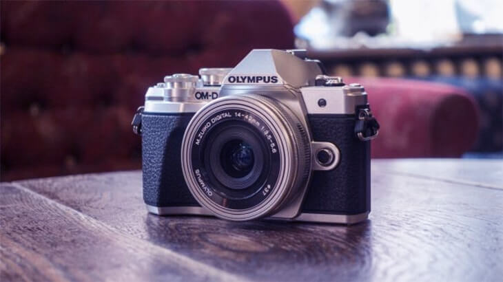 Olympus OM-D E-M10 Mark III en iyi dijital kameralar