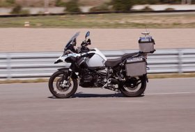 BMW otonom motosiklet üretti!