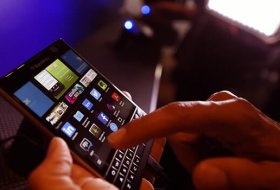 BlackBerry kendi uygulama mağazasını kapatma kararı aldı