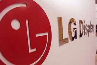 LG Display, 77 İnç Şeffaf Esnek Ekran Geliştirmeyi Başardı