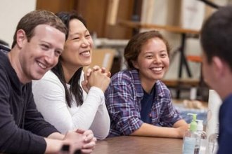Mark Zuckerberg ABD’deki bozuk eğitim sistemini eleştirdi