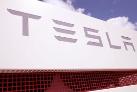 Tesla, 800 farklı mağazada güneş paneli satışı yapacak